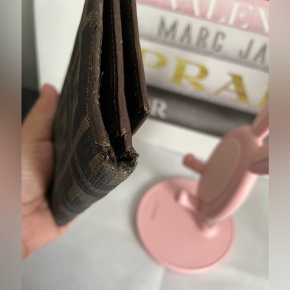 FENDI wallet - Picture 8 of 11